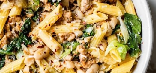 Pasta with Escarole, Beans, and Sausage