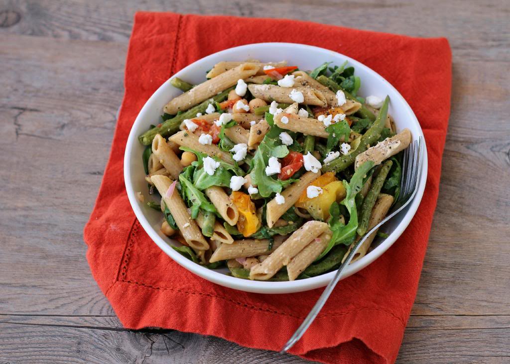 Arugula Salad with Penne, Garbanzo Beans, and Sun Dried Tomatoes