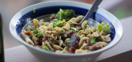 Pasta with Broccoli and Garlic