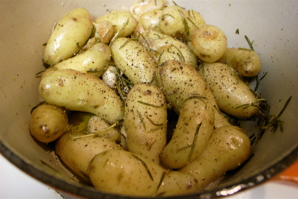 Easy Fingerling Potatoes