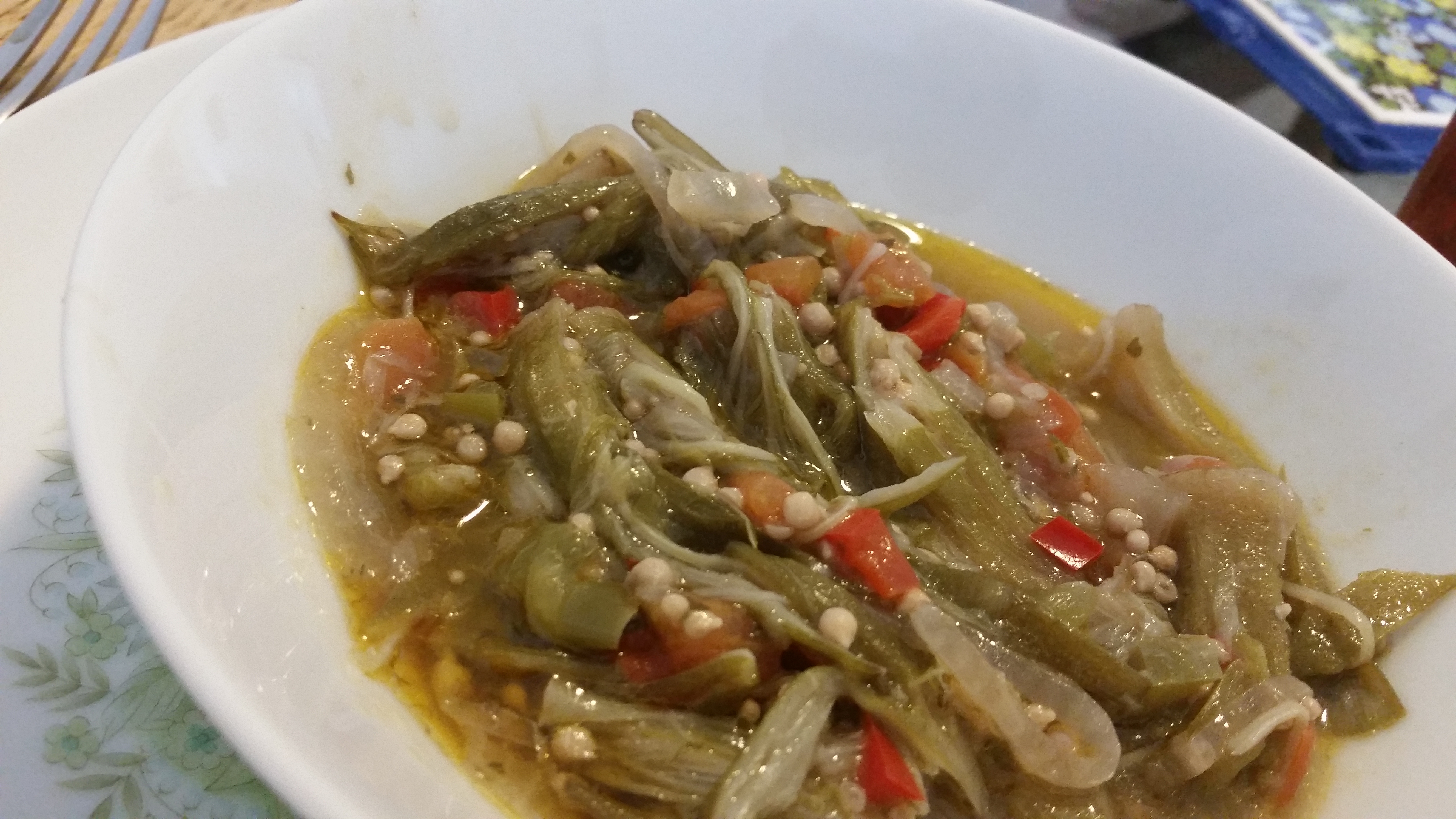 Guingambó Guisado (Stewed Okra)